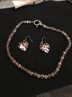 LADIES HANDMADE 18” BRONZE AND CRYSTAL NECKLACE WITH GLASS HEART EARRINGS