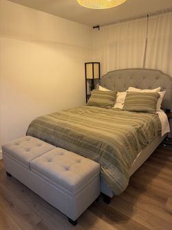 Queen size bed
