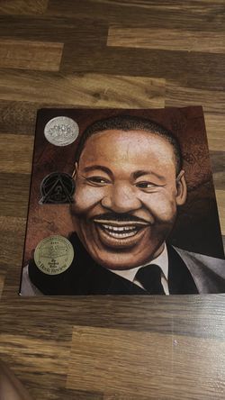 MARTIN’S BIG WORDS THE LIFE OF DR. MARTIN ÑITHER KING,JR