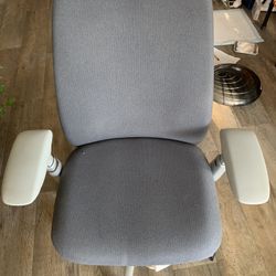 Haworth Zody With Lumbar Adjustment And Dual Position