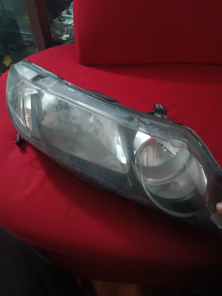 2006-2011 Honda Civic Right Side Passenger Side Headlight Original