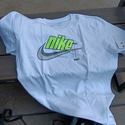 Nike Shirts 