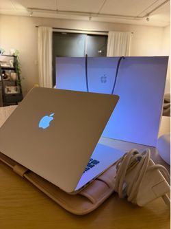 2017 Apple MacBook Air