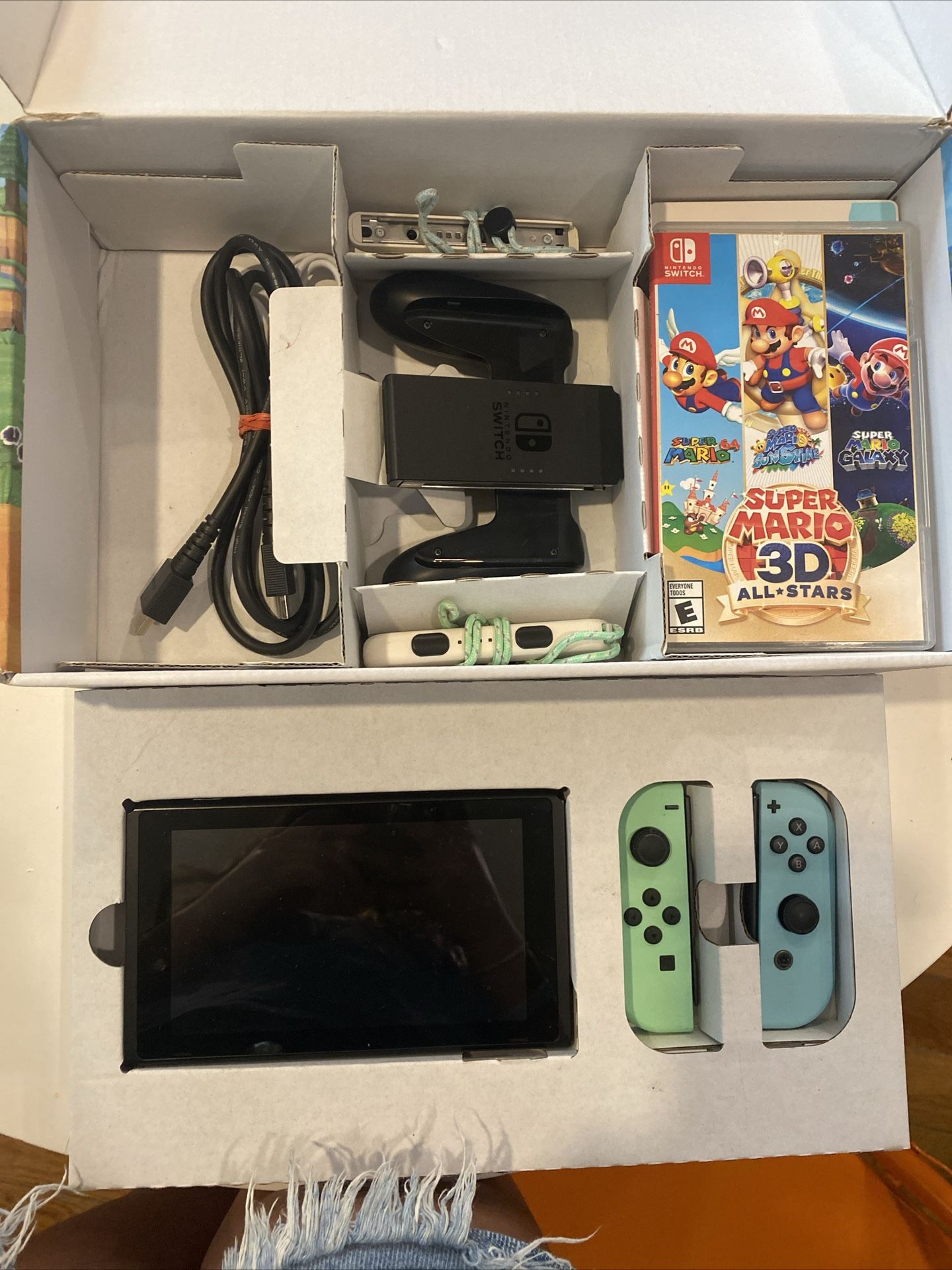 Nintendo Switch HAC-001(-01) Animal Crossing: New Horizon Special Edition - 32GB