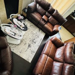 Italian Leather Recliner Coach Set 