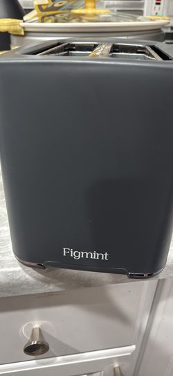 Figmint two slot toaster