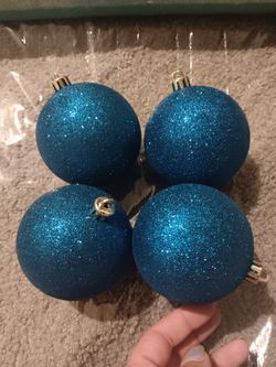 X Mas Bulbs 