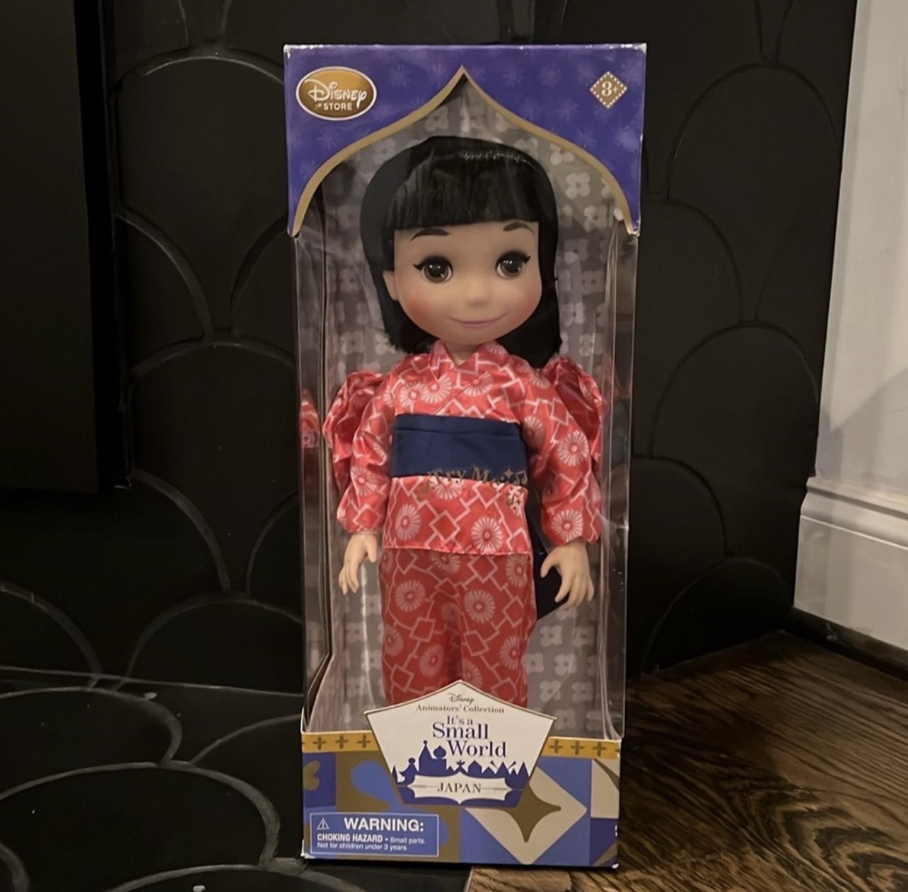 NEW IN BOX!! "DISNEY" Animators' NWT Collection It's A Small World JAPAN DOLL
