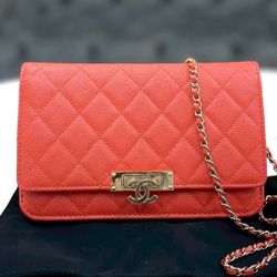 Chanel caviar skin wallet On Chain 28 series