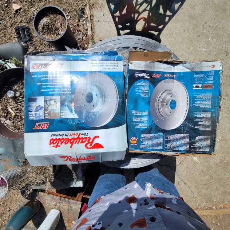 Infiniti M37 FRONT BRAKE ROTORS 2012