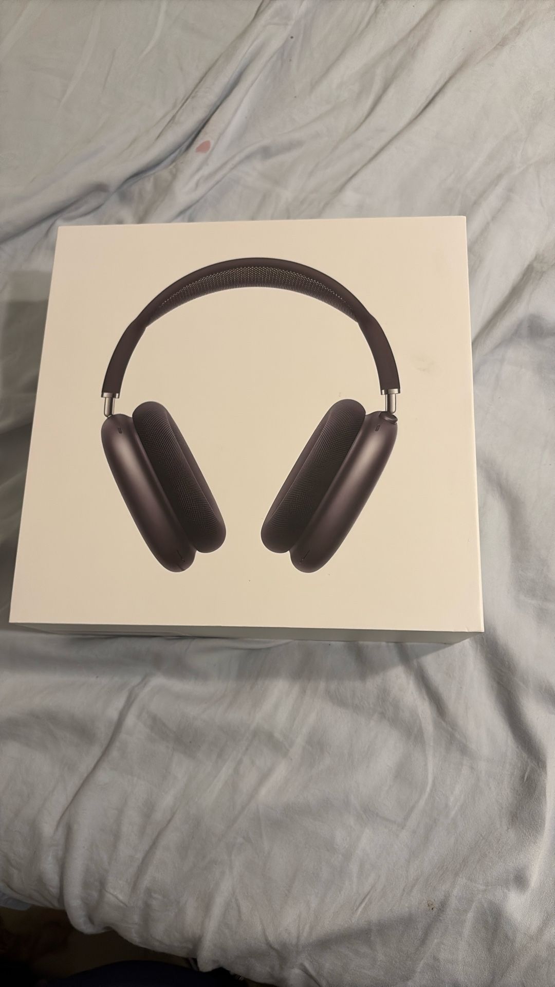 AirPod Maxes Space Gray