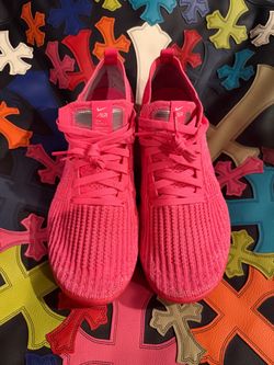 Nike “pink flyknit” vapormax air