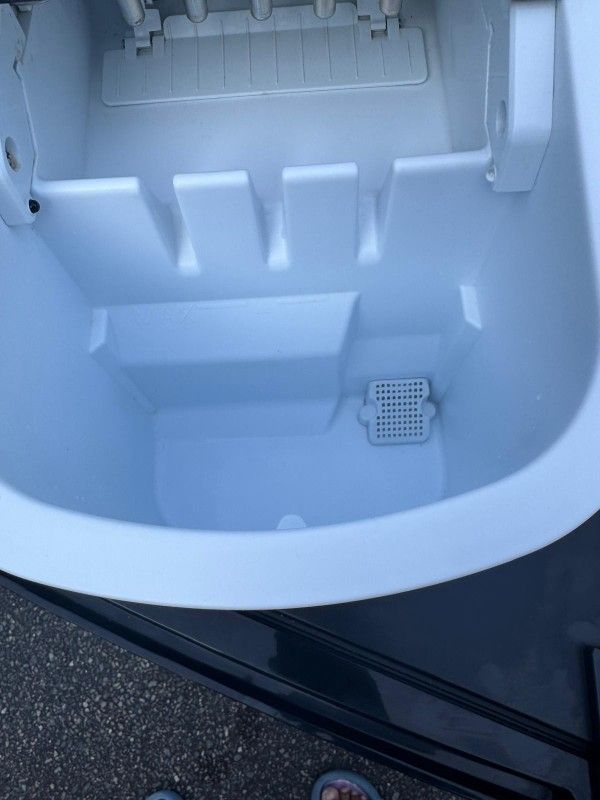 Ice Maker
