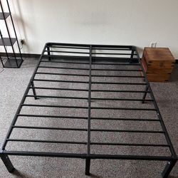 Metal Queen Bedframe 