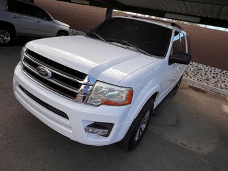 Ford Expedition suburban Tahoe