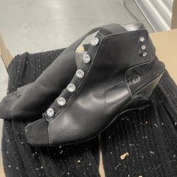 Black Boots W/Rinestones