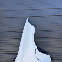 BMW X6 G06 ORIGINAL OEM RIGHT PASSENGER FENDER 2020-2025
