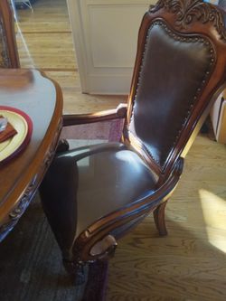Dinning table and chairs