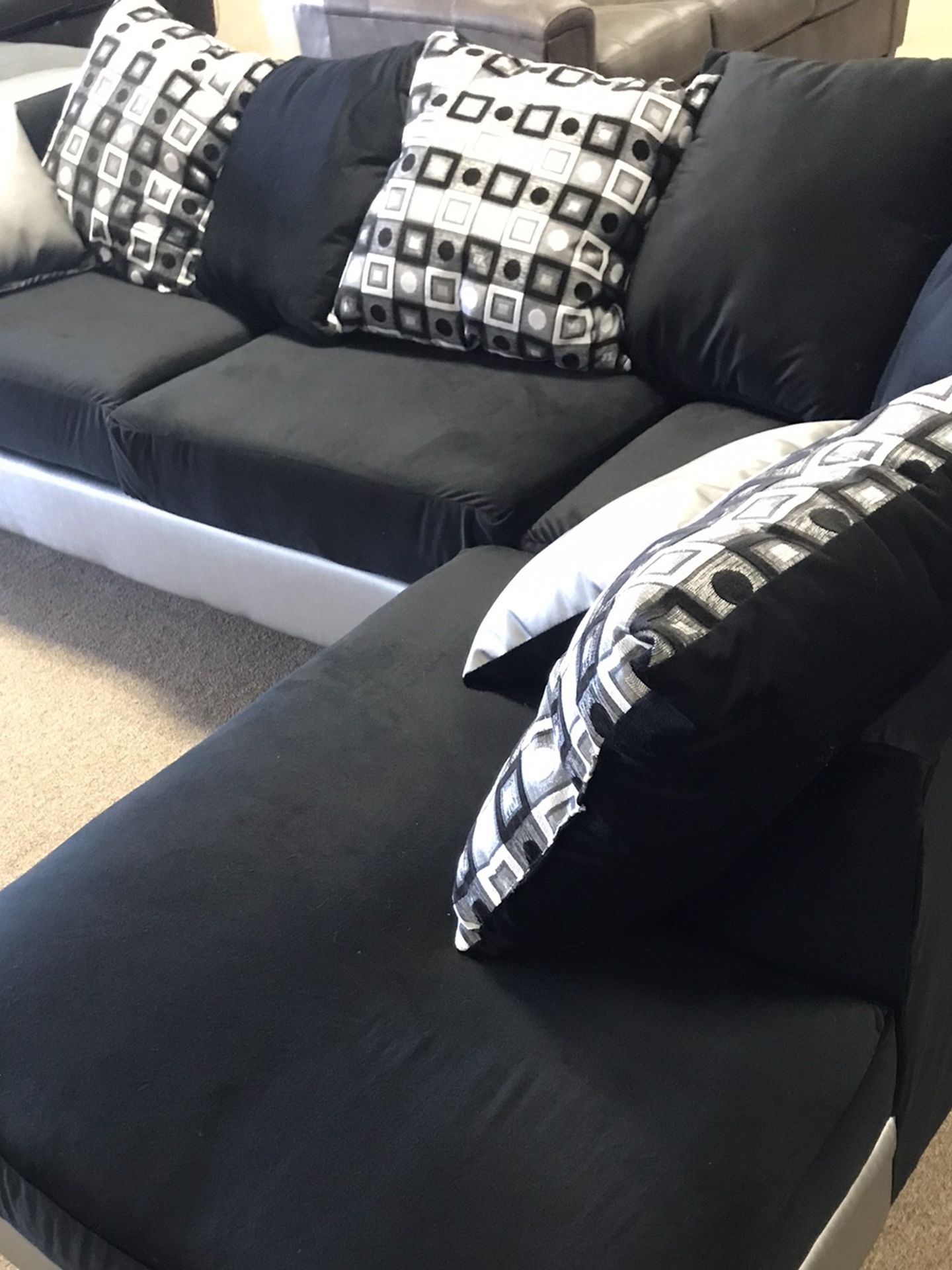 Two tone Black Sectional On Sale