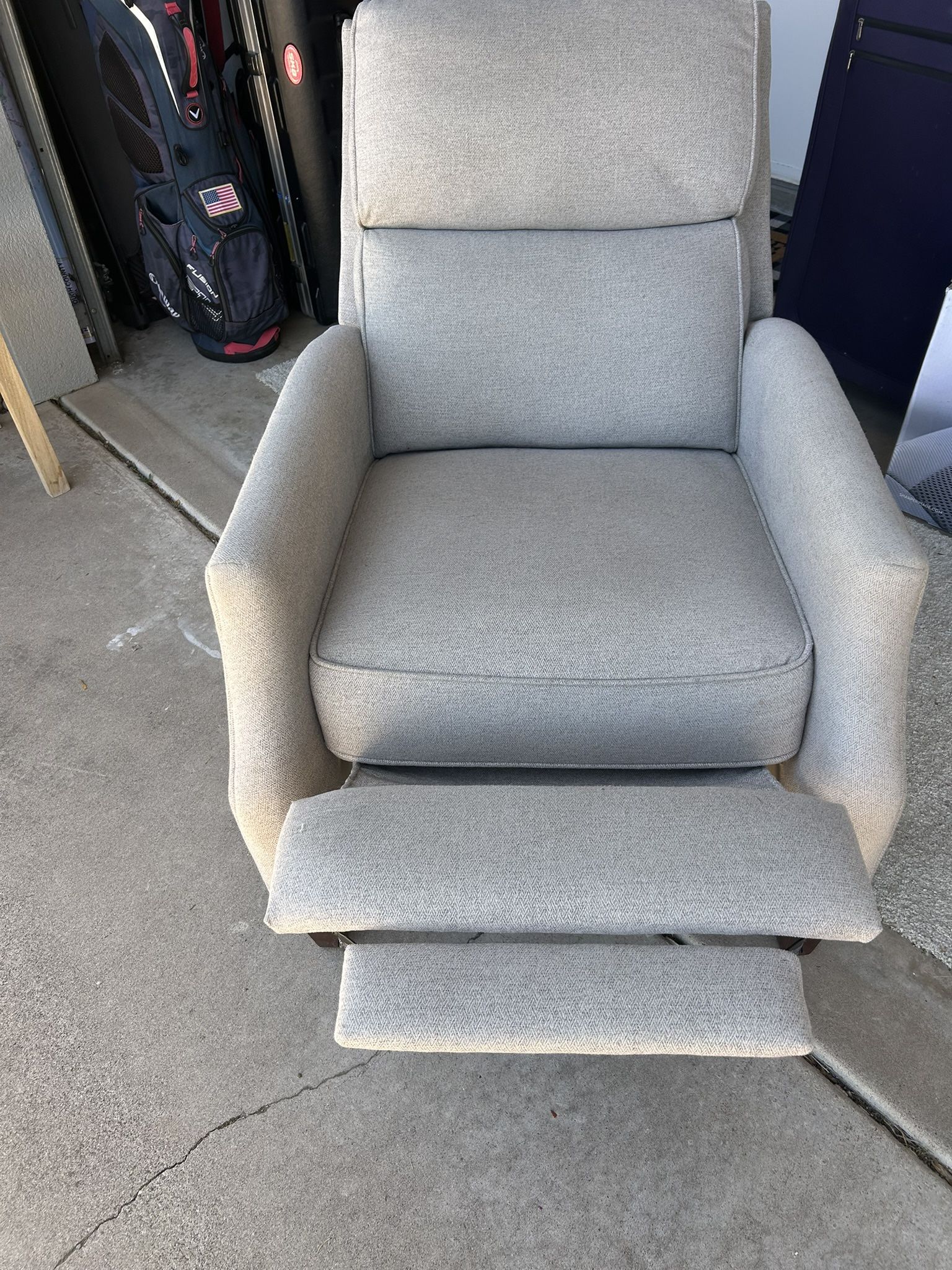Recliner