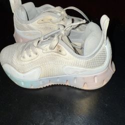 Girls Reebok Gym shoes Size 1