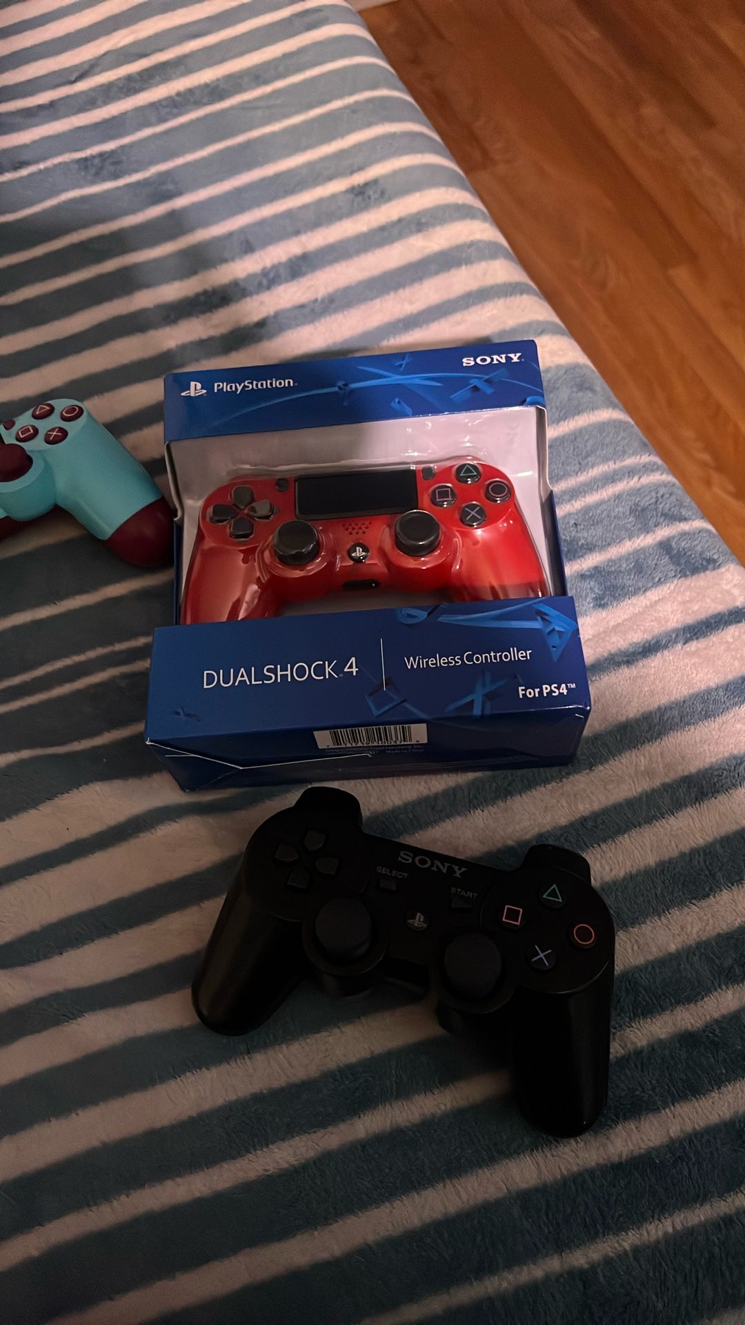 Brand New Controller PS4 