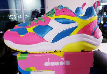 Diadora Whizz Run Fluo DS Rare for Sale in Phoenix AZ OfferUp