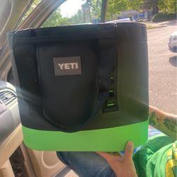Yeti Cooler Bag Brand New 
