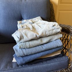 a Pack Of 7 Pants 👖 