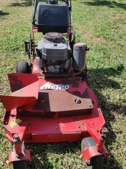 Exmark 32 Walk Behind Mower$800