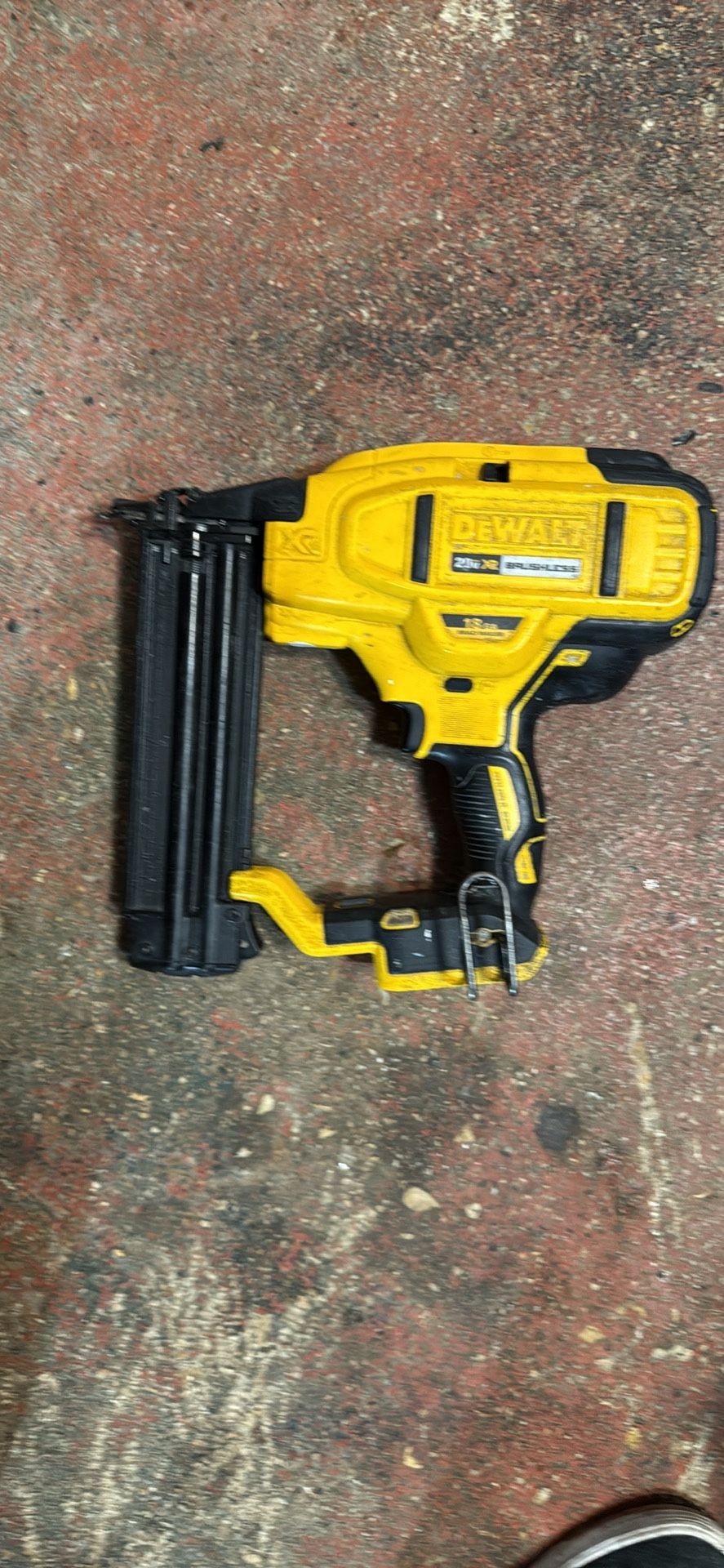 Dewalt 18 Gauge Nailer 