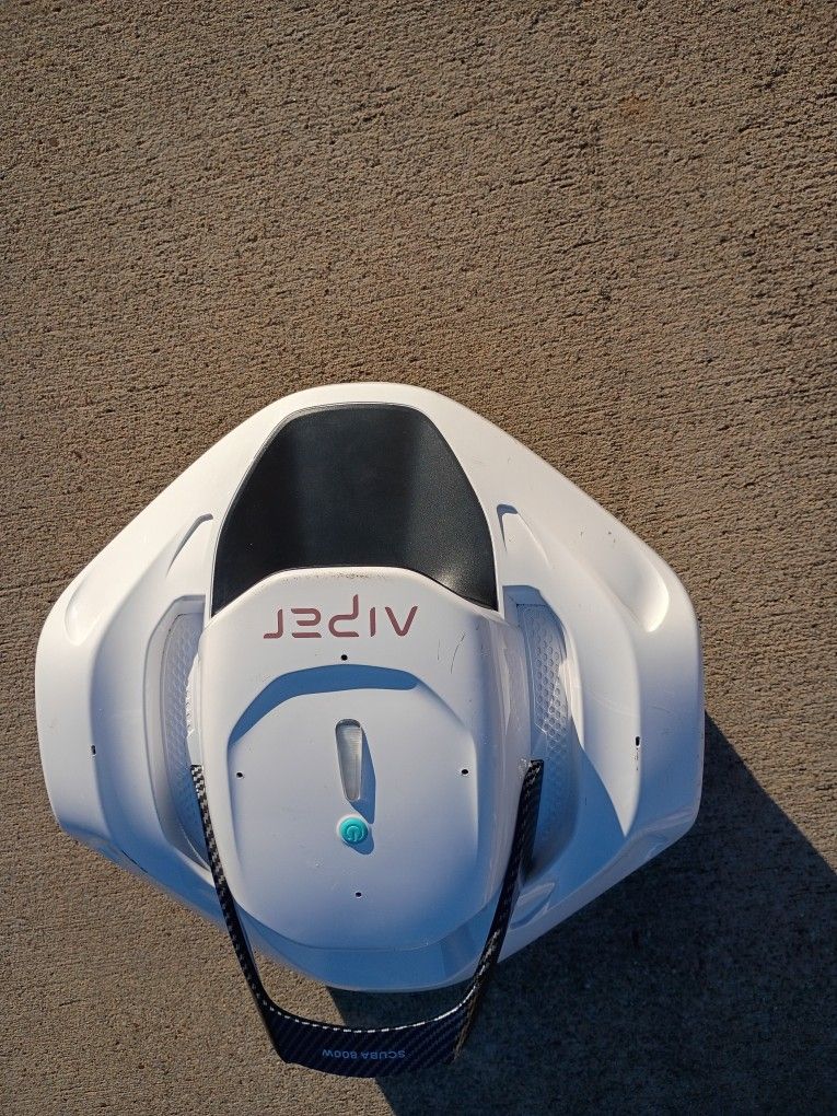 Aiper ZT2001W Scuba 800W Cordless Robotic Automatic Pool Cleaner for Above No Charger Or Accessories Included Only What You See Here