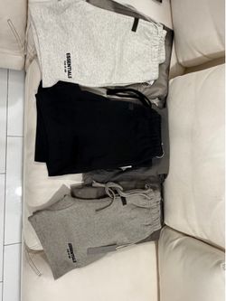 Essentials Shorts