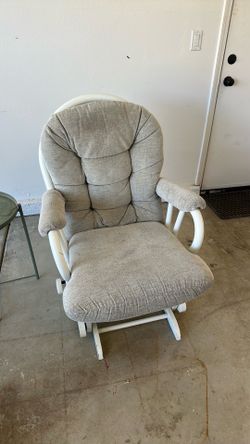 Free Rocking Chair (Broken)