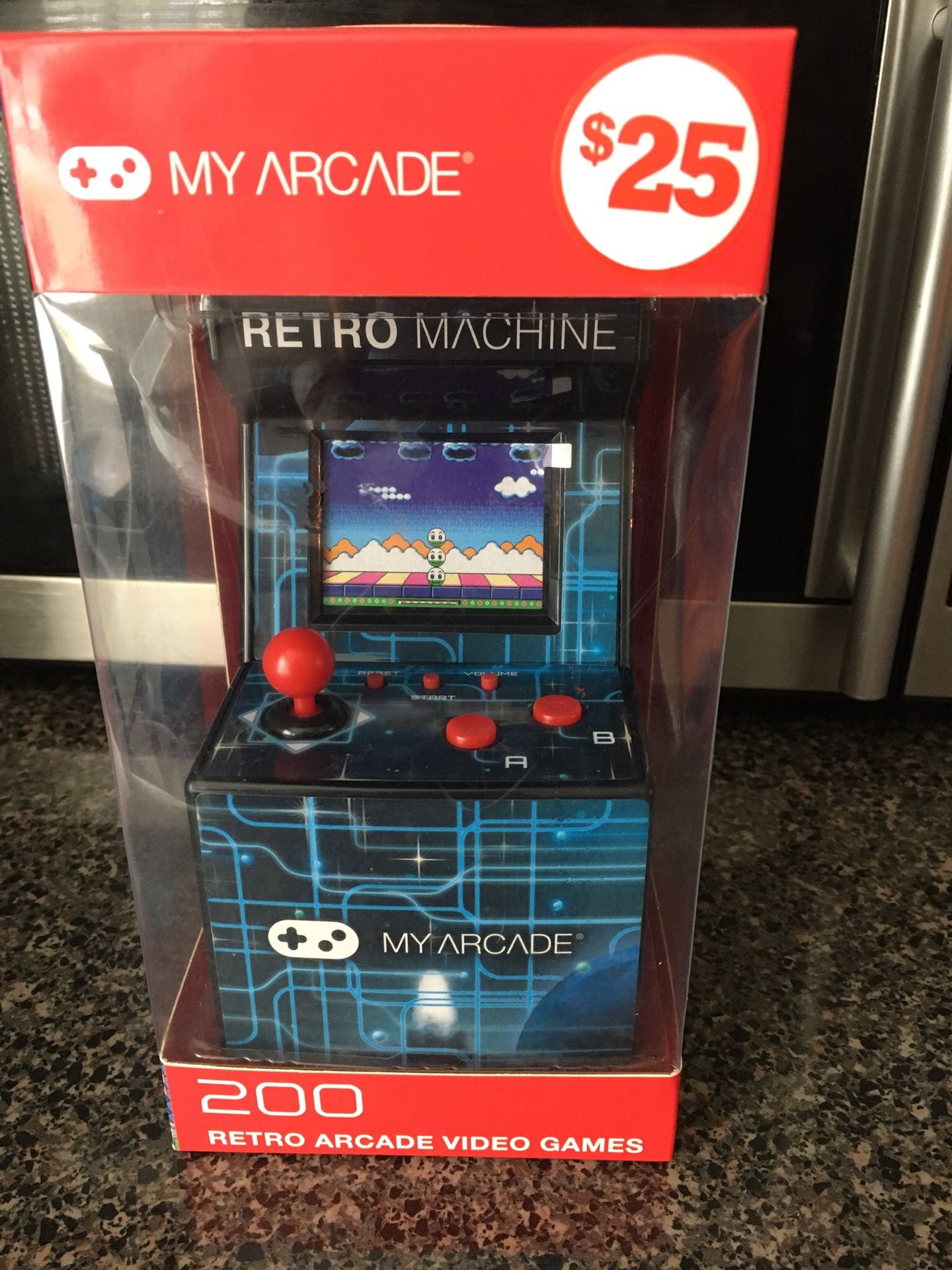 Retro Arcade Game (batteries included)