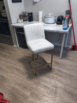Vanity chair