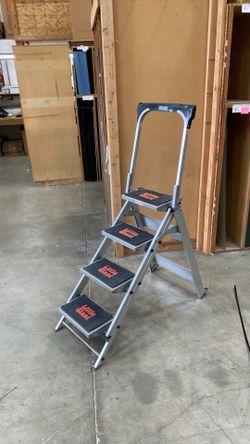 Little giant folding step ladder