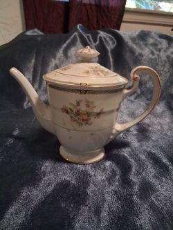 Vintage Noritake Teapot and Lid