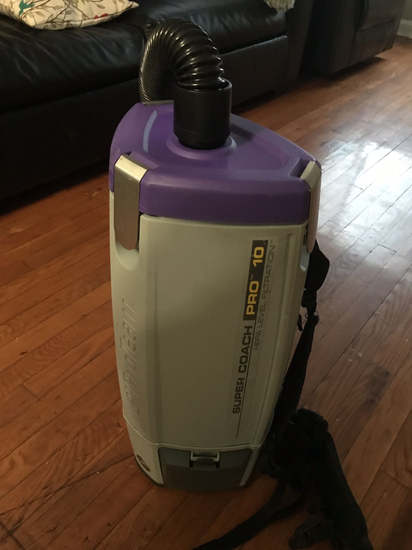 Pro 10 vacuum cleaner