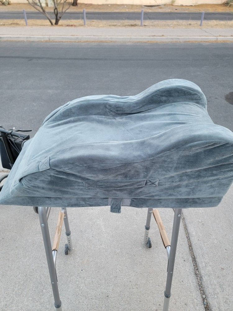 Leg Elevation Pillow 