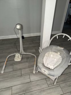 Graco Baby Swing / Bouncer