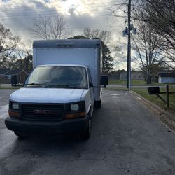 2008 Gmc Savannah Box Truck