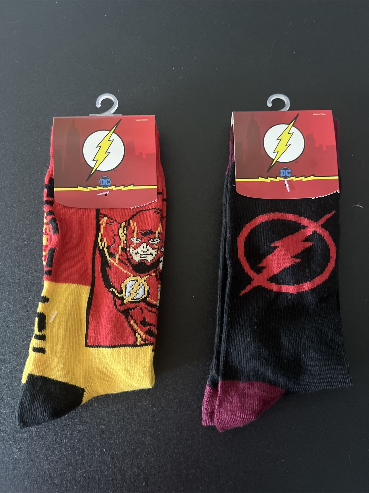 2 new dc flash socks