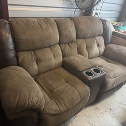Couch recliners