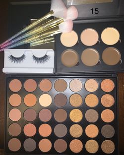 Makeup bundle