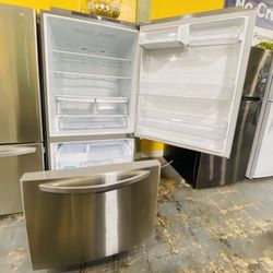 Bottom Freezer 33” Refrigerator No Credit Needed