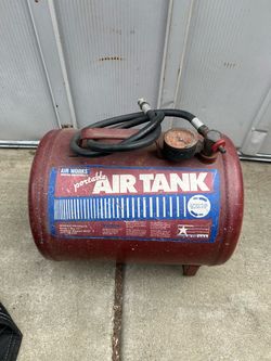 Clearing out my storage, make offer. Small Midwest Products Portable Air Tank 125psi