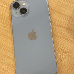 iPhone 14 128 GB Fully Unlocked 