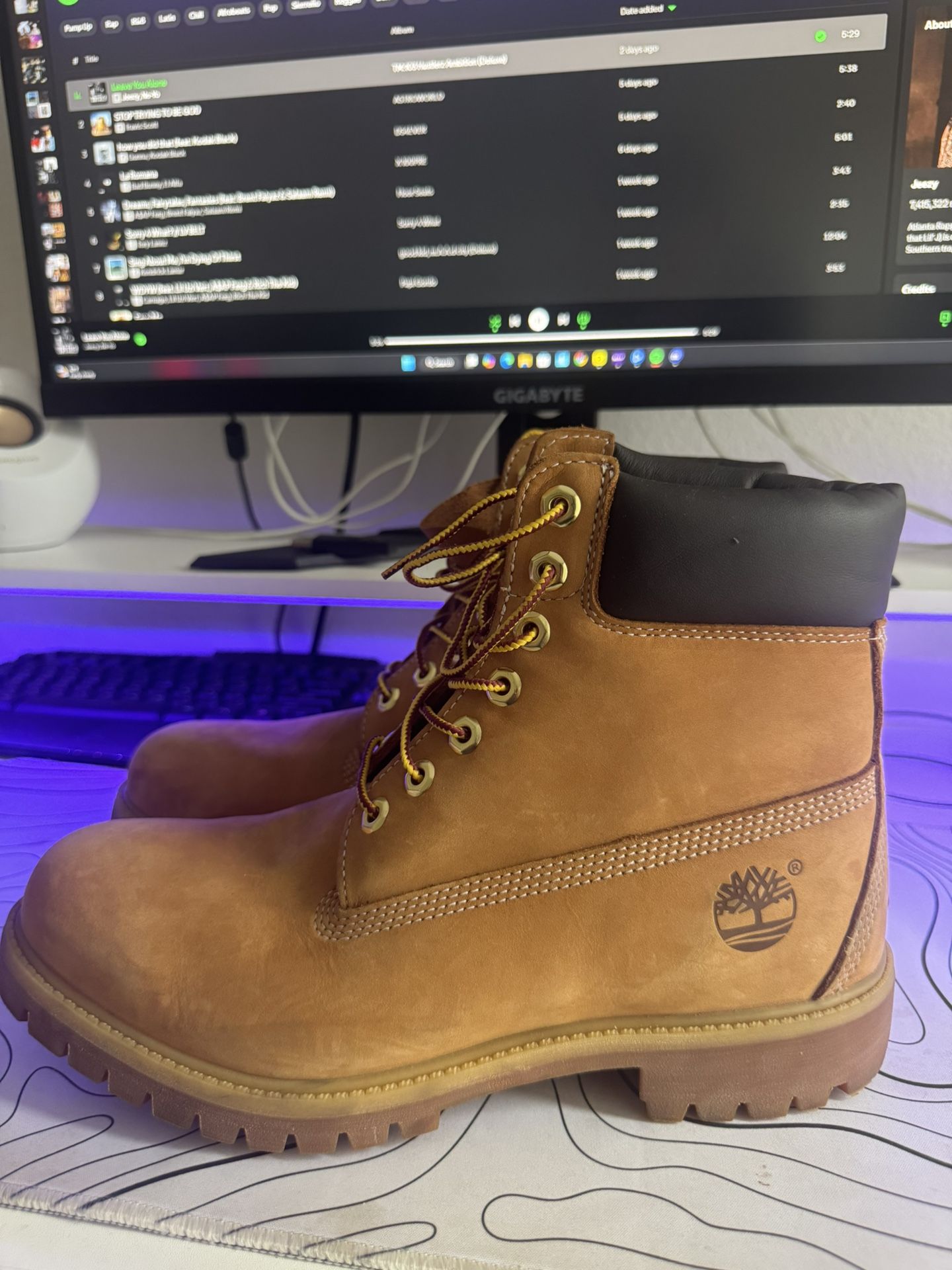 Timberland Size 9
