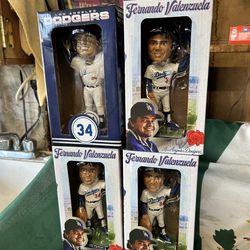 Dodgers bobble heads for trade